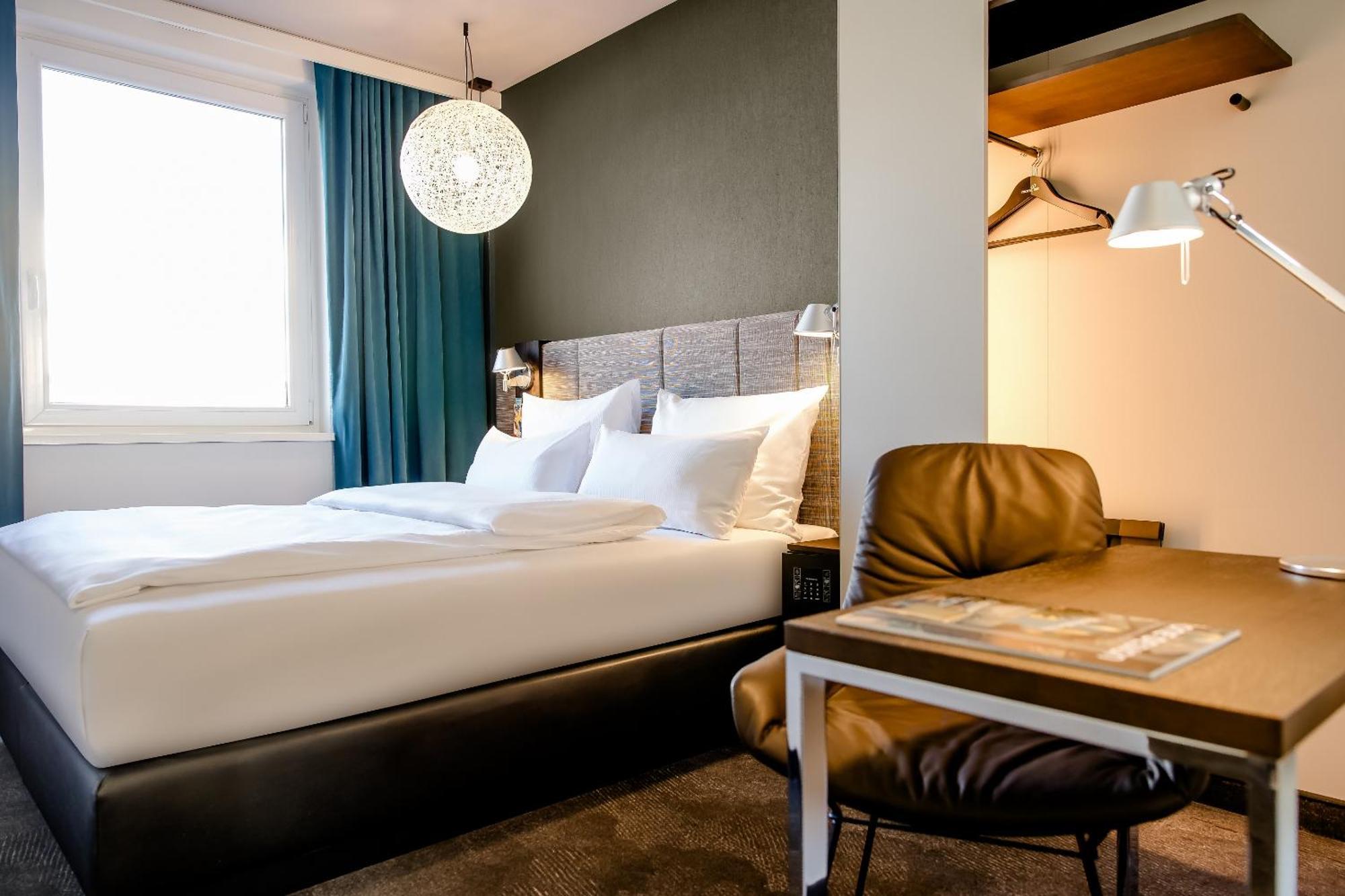 Motel One Nuernberg-City מראה חיצוני תמונה
