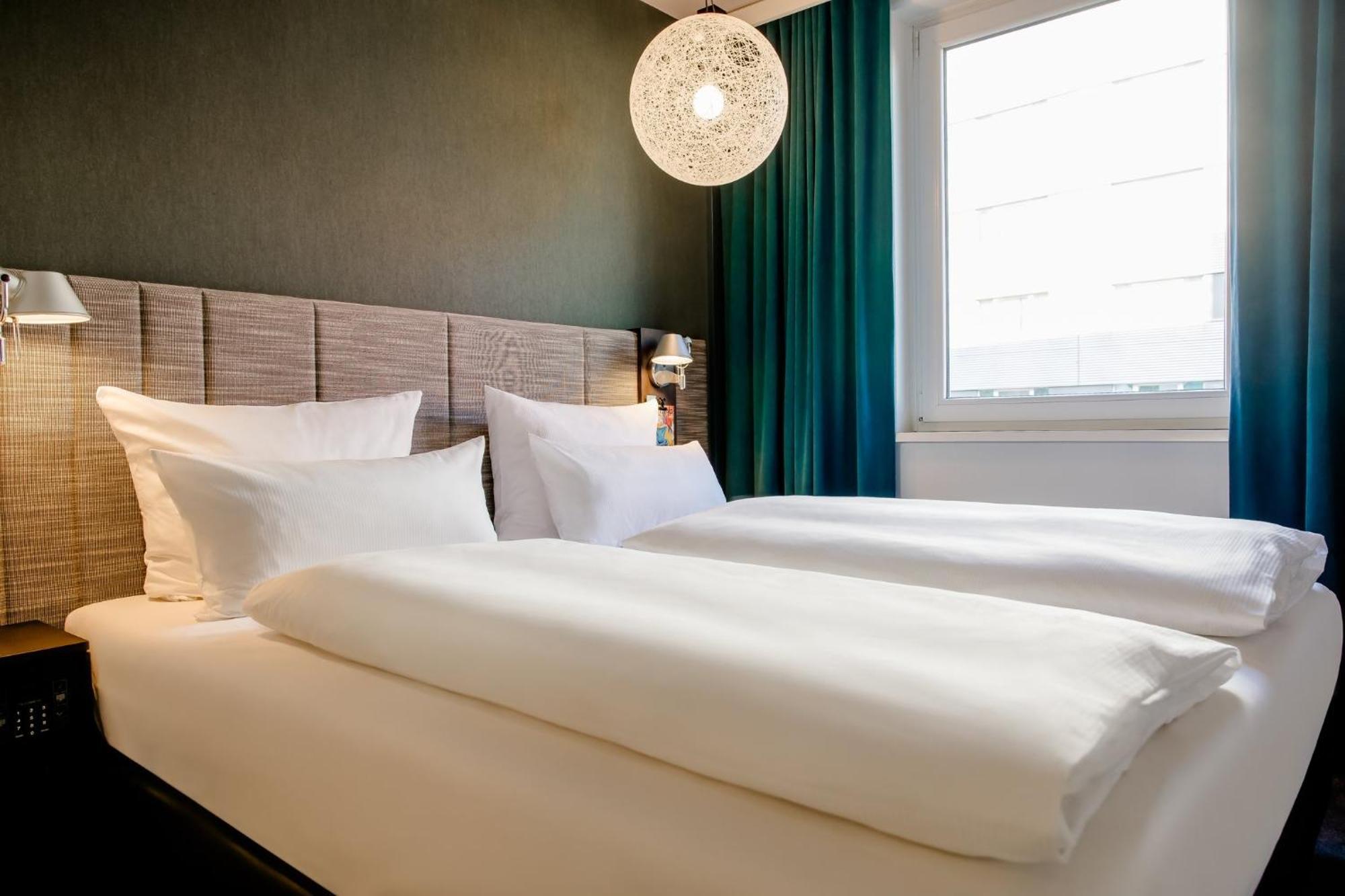 Motel One Nuernberg-City מראה חיצוני תמונה