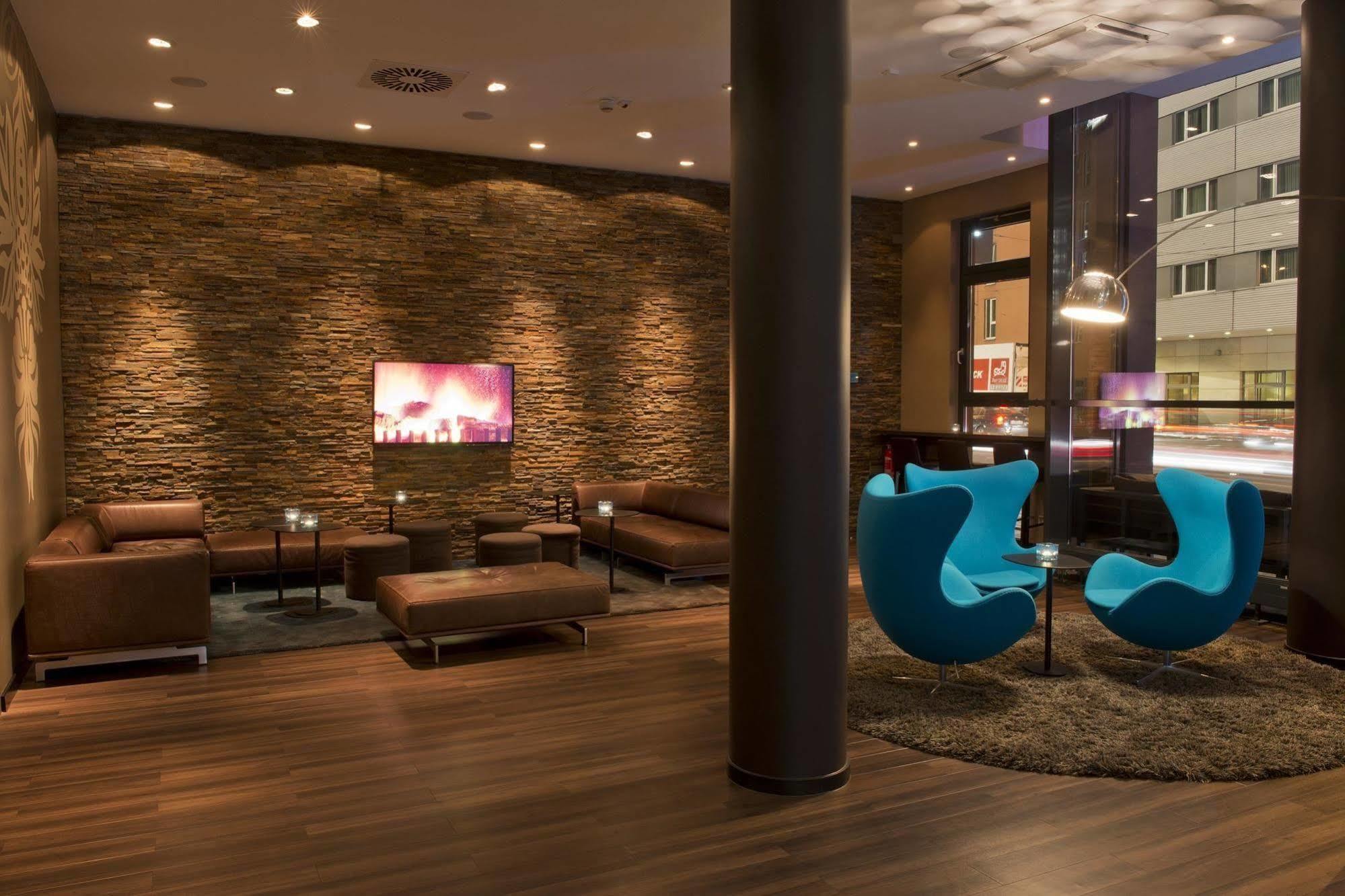 Motel One Nuernberg-City מראה חיצוני תמונה